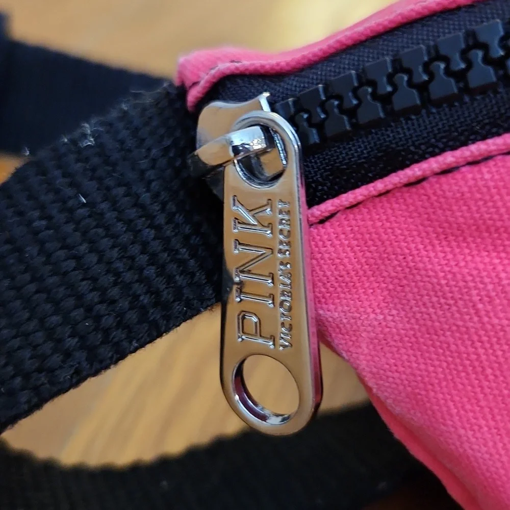 PINK Victorias Secret stylish functional